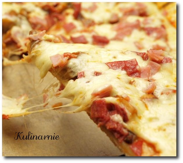 Włoska pizza z pieczarkami